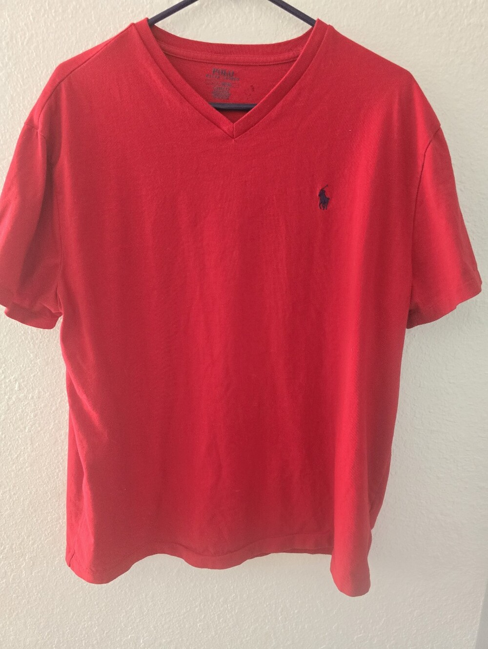 Polo by Ralph Lauren mens Red V-Neck Short Sleeve tshirt Sz Large nvy blue logo